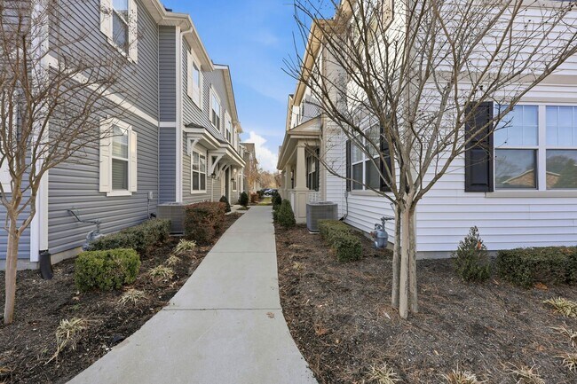Building Photo - 5112 Cora Anne Ln