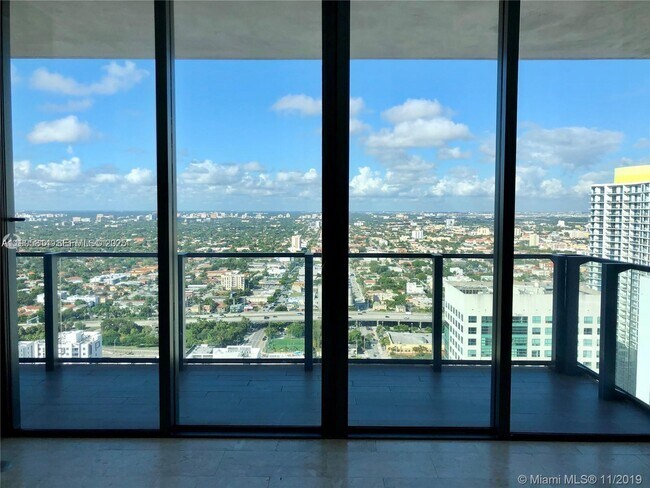 Foto del edificio - 88 SW 7th St