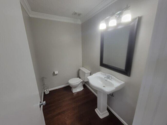 Foto del edificio - Waterfront Townhouse