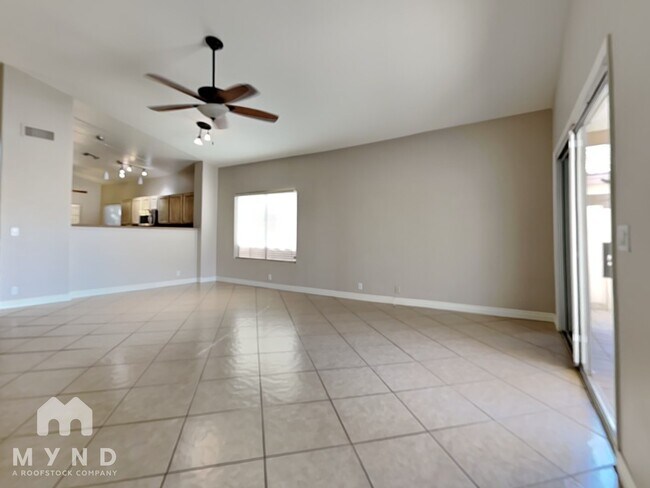 Foto del edificio - 17826 N 13th Pl