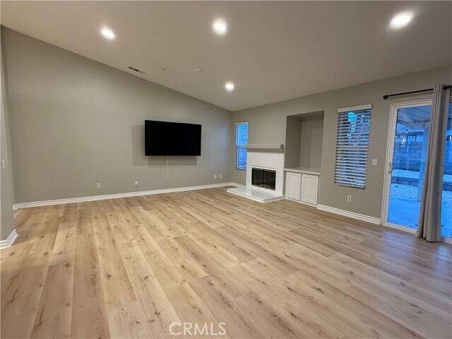 Foto del edificio - 15453 Sharon Ave