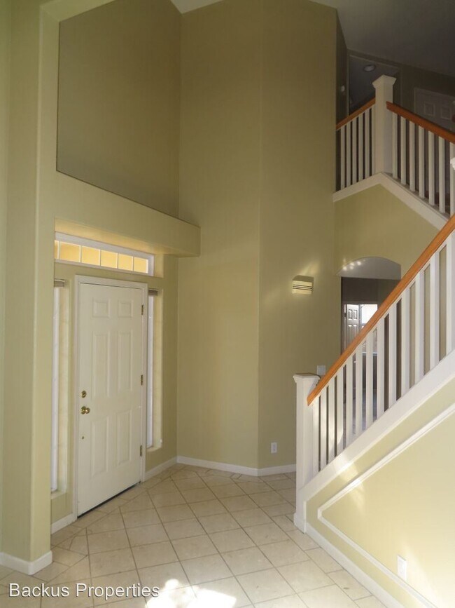 Building Photo - 4 br, 2.5 bath House - 1810 Lancashire Drive