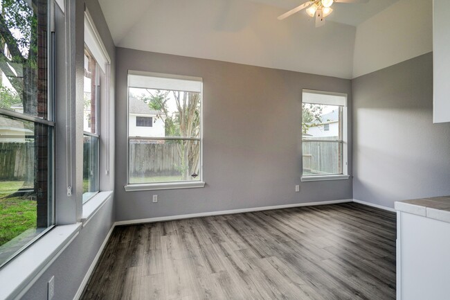 Building Photo - 2222 Keeran Point Ct