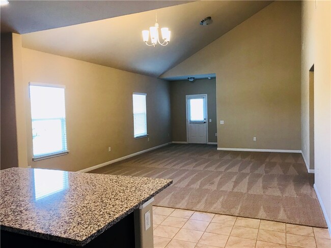 Building Photo - 13813 Harrisglenn Dr