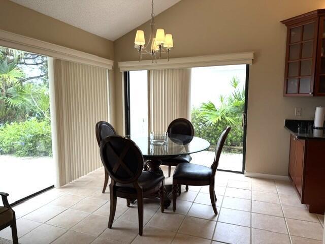Foto del edificio - 254 Ridge Rd