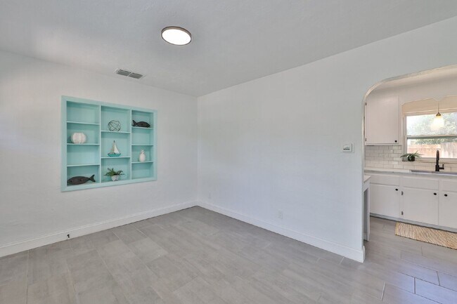 Foto del edificio - 5540 59th St N