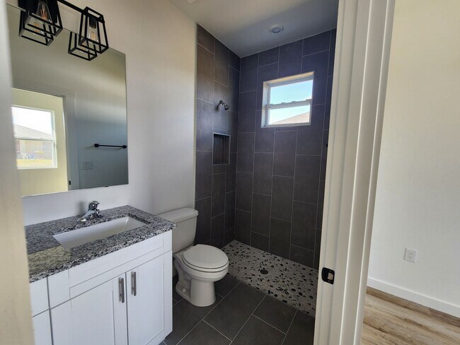 Foto del edificio - 1519-1519 Haviland Ave S