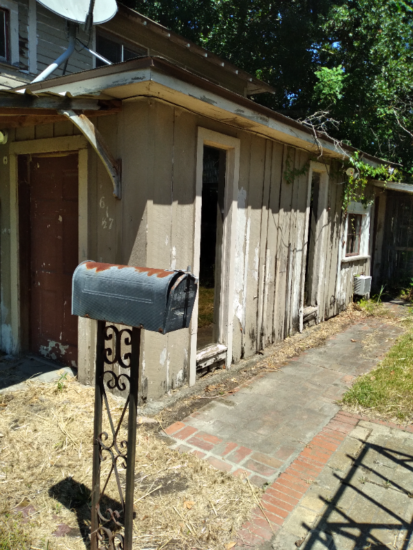 Primary Photo - 617 Lafayette St