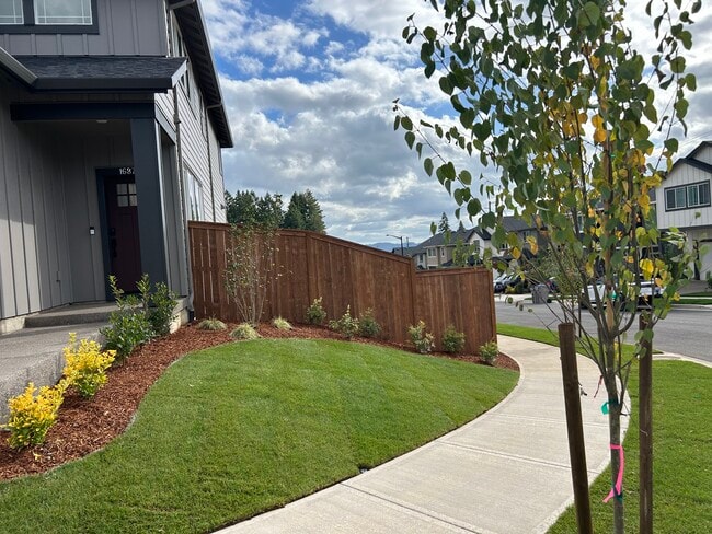 Foto del edificio - 16870 SW Leaf Ln