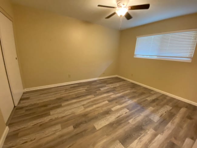 Photo - 457 E N St Apartment