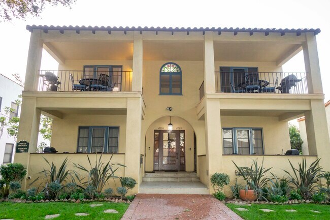 Façade - 205 N Olive Ave