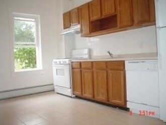 Building Photo - 528 Jersey Ave