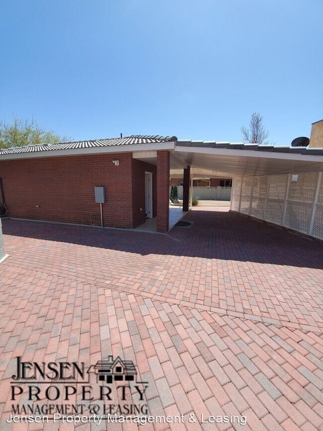 Building Photo - 1 br, 1 bath House - 855 West 1130 North C...