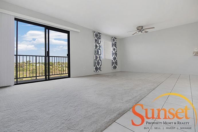 Foto principal - 3055 Cowley Way