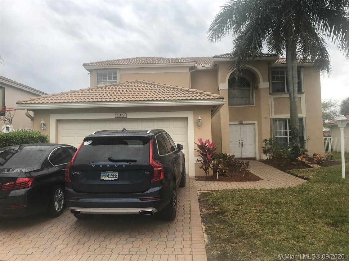 1072 NW 139th Terrace, Pembroke Pines, FL 33028 House for Rent in