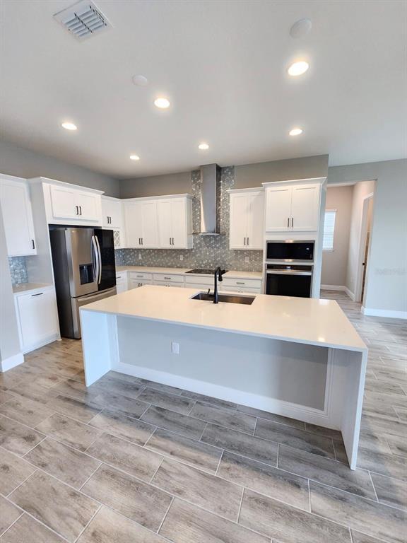 Foto del edificio - 18435 Mowry Ct