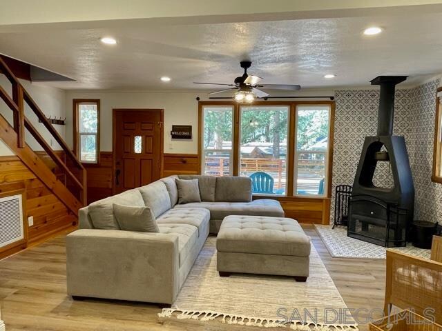 Foto del edificio - 41489 Comstock Ln