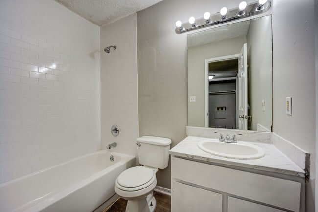 Foto del interior - The Cottonwood: 1 & 2 Bedroom Apartments