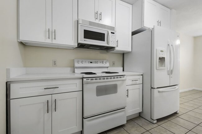 Building Photo - 10504 Sage Flats Way