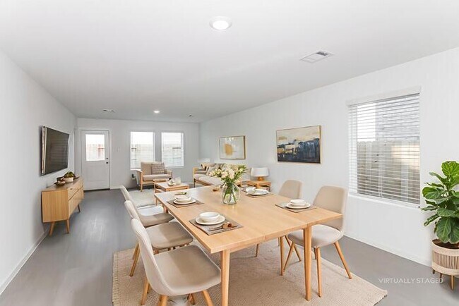 Foto del edificio - 3057 Majestic Sunrise Dr