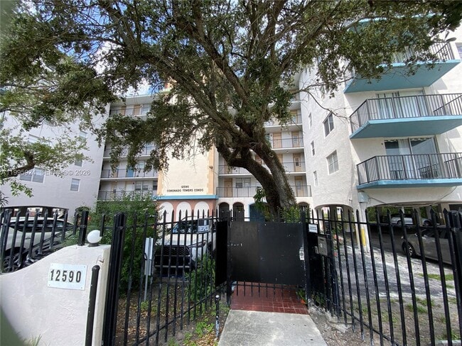 Foto del edificio - 12590 NE 16th Ave