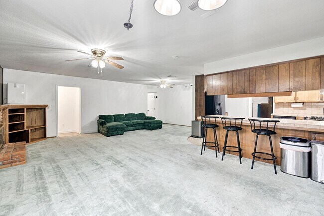 Foto del edificio - 2352 Cabrillo Way