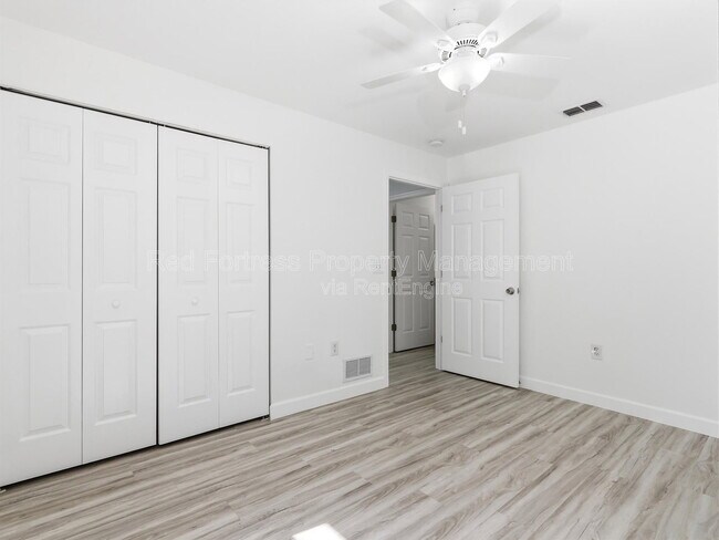 Building Photo - 11931 Palm Bay Court