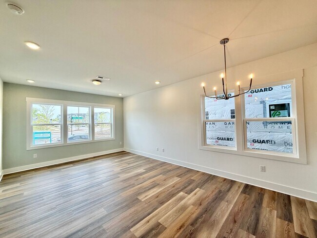 Foto del edificio - New Construction 3BD, 2.5BA Raleigh Home with a First Floor Bedroom & Detached 2-Car Garage