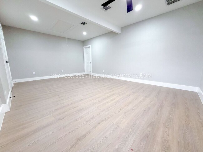 Building Photo - 6159 Westover St