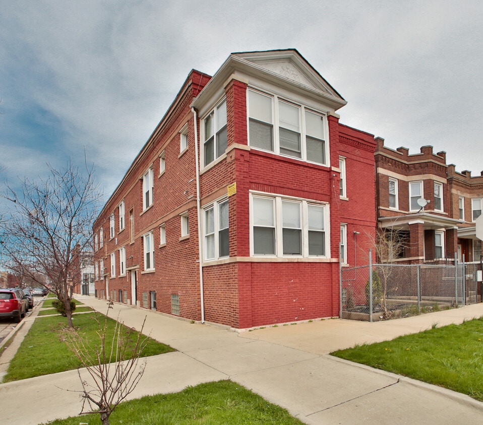 Primary Photo - 1309 N Kildare Ave