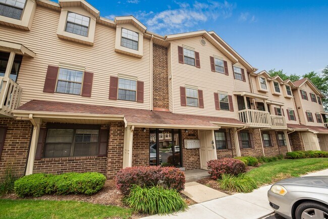 Foto del edificio - 1512 W Jefferson Ave