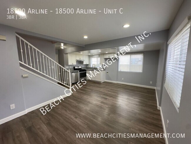 Foto del edificio - 18500 Arline Ave