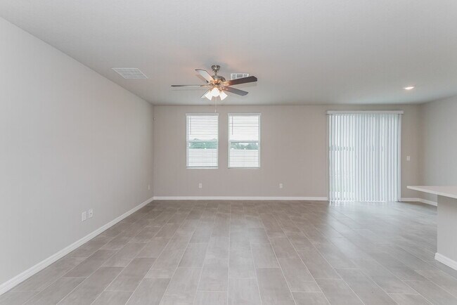 Building Photo - 38981 Harlow Rose Dr