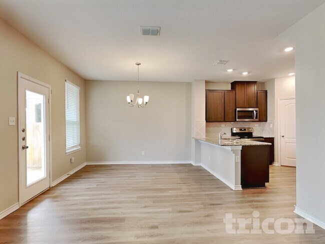 Foto del edificio - 601 Lost Pond