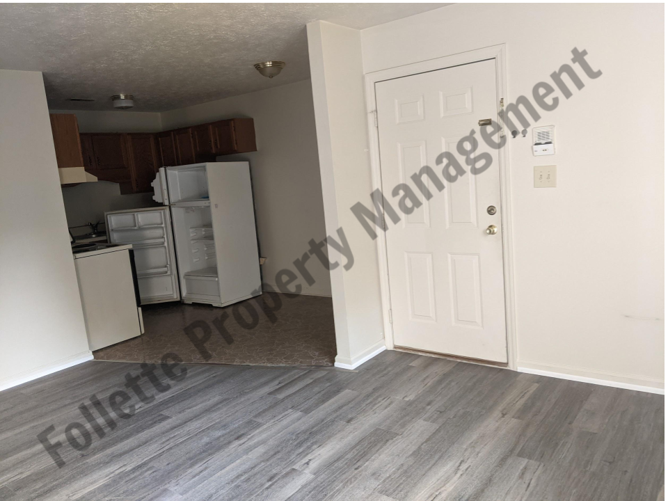 Primary Photo - 111 W Chestnut St