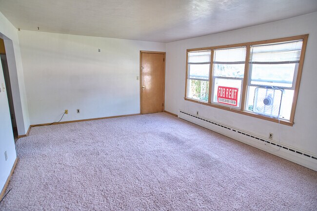 Foto del edificio - 416 E 18th St
