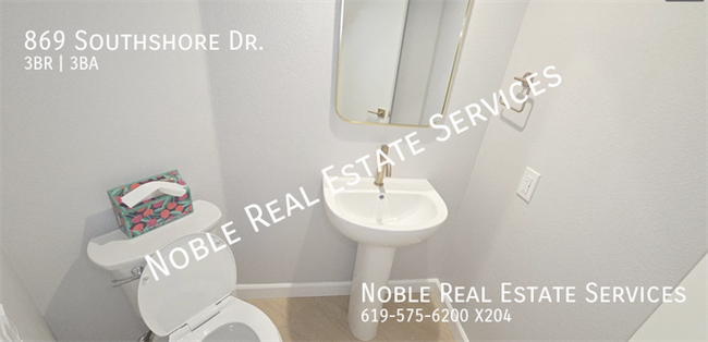 Foto del edificio - 869 Southshore Dr
