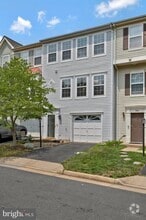 Building Photo - 6810 General Lafayette Way