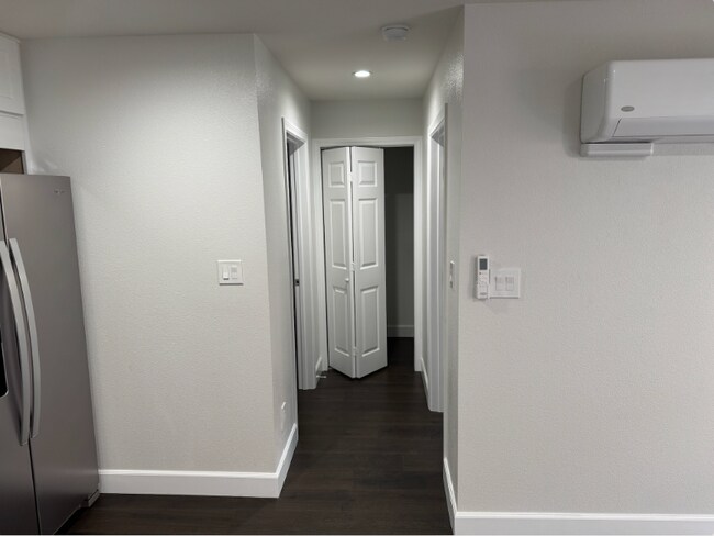 Foto del edificio - 900 Stern Ln