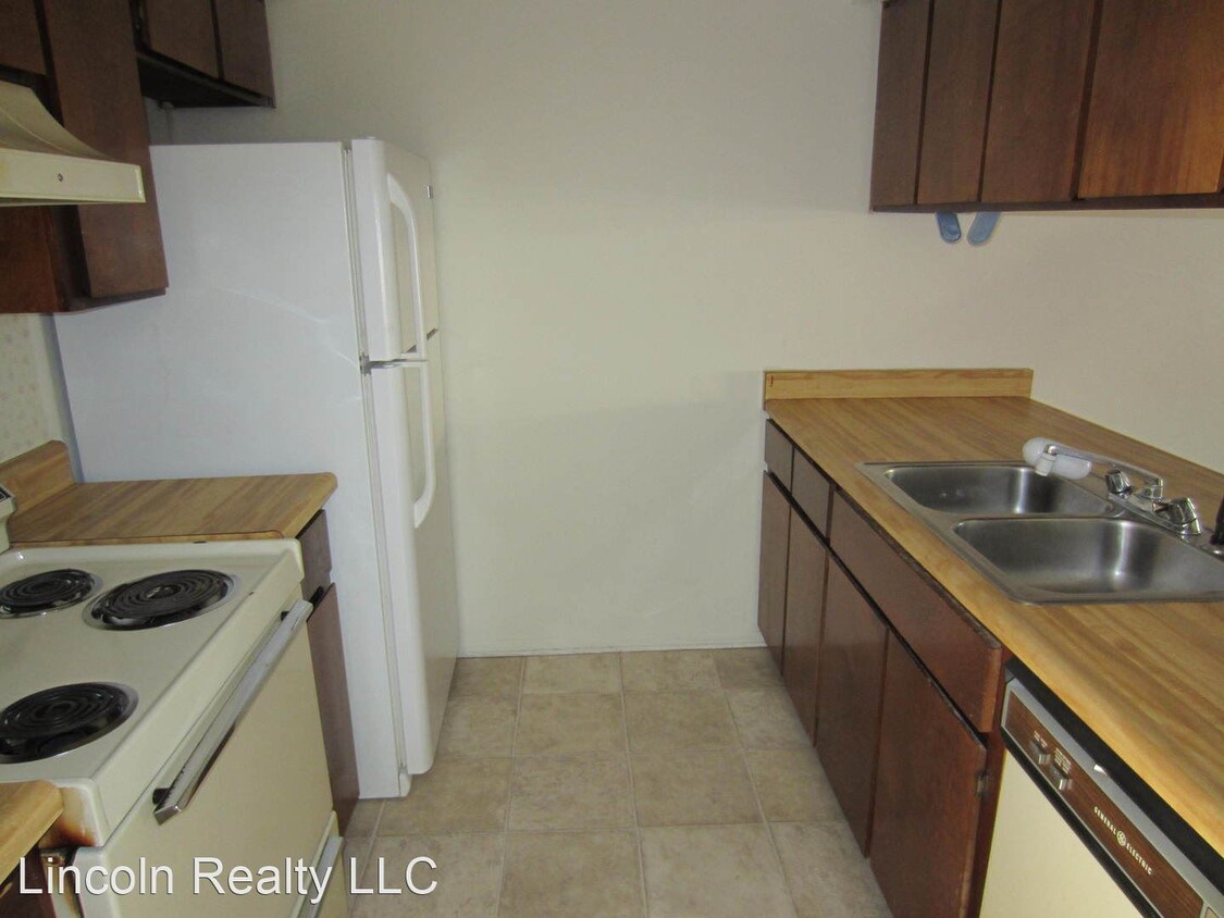 Building Photo - 2 br, 1 bath Apartment - 900 Blanton Stree...