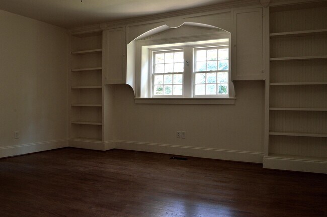 Foto del edificio - 214 Stribling Ave