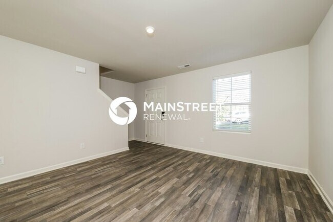Foto del edificio - 4 Bedroom Pet-Friendly Home in Mocksville, NC with Main Street Renewal