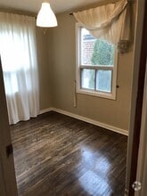 Building Photo - 15 Timgren Dr