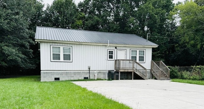Photo - 1219 N 44th Street House