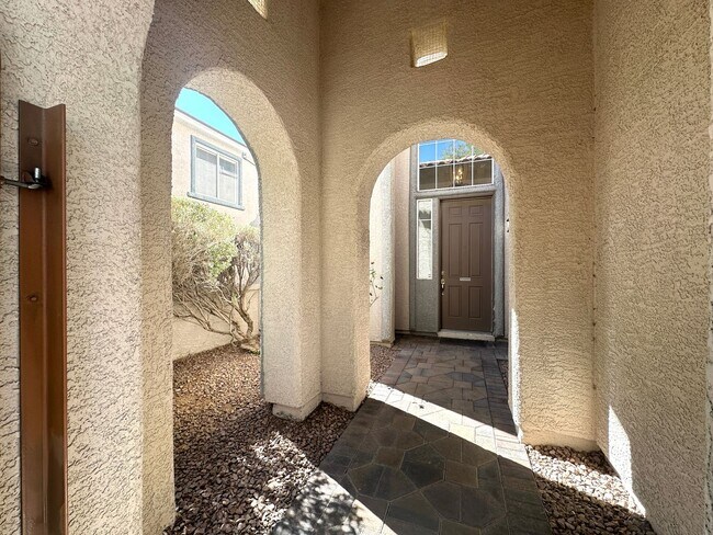 Building Photo - Summerlin South