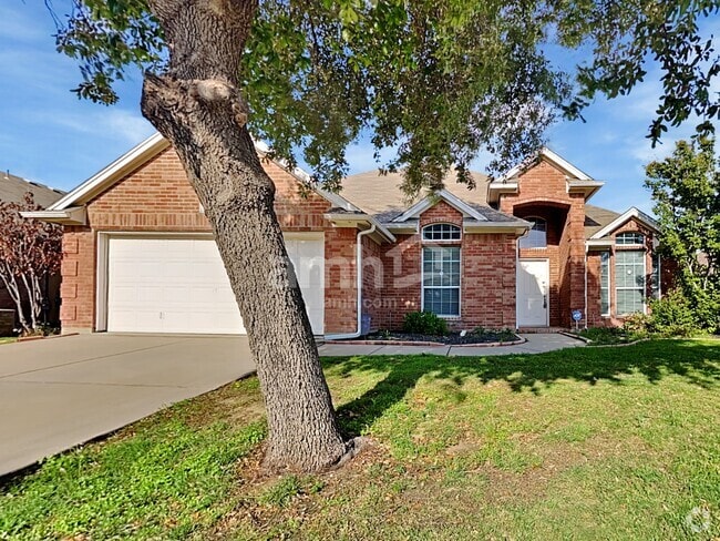 Building Photo - 5716 Ozark Dr