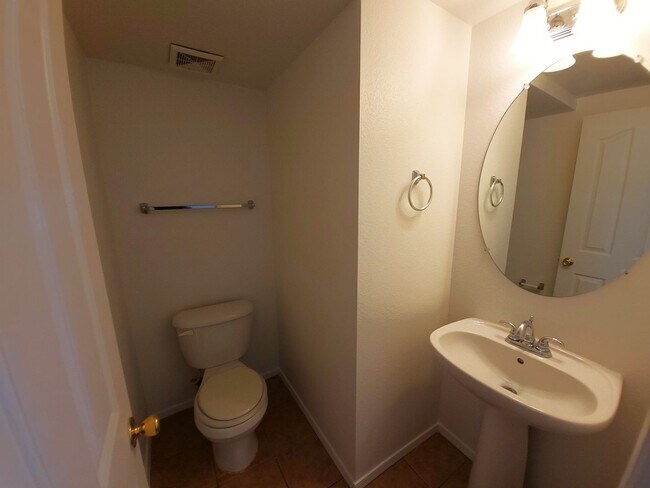 Foto del edificio - NICE AND AFFORDABLE IN SOUTH PHOENIX.