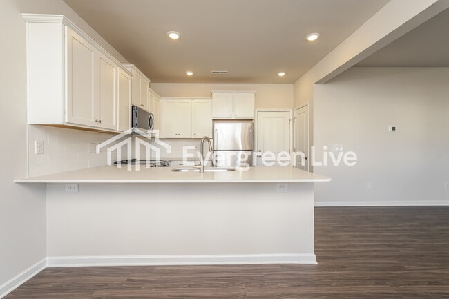 Foto del edificio - 835 Pear Blossom Ct