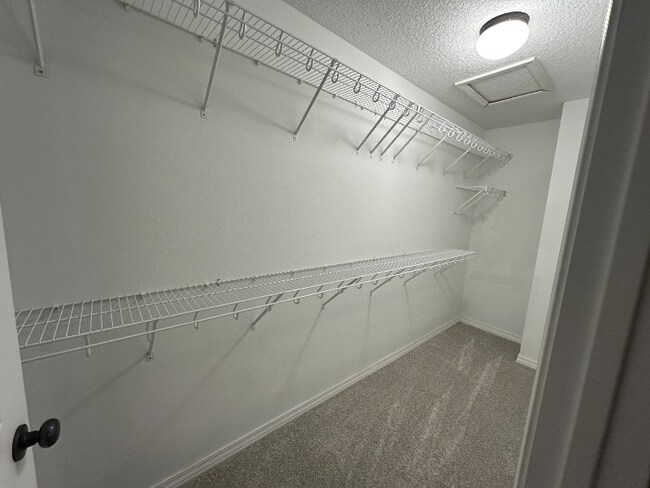 Foto del edificio - 544 Centennial St