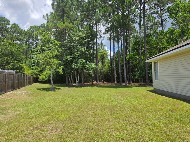 Building Photo - Orange Beach 3/2 with garage in Lauder Place